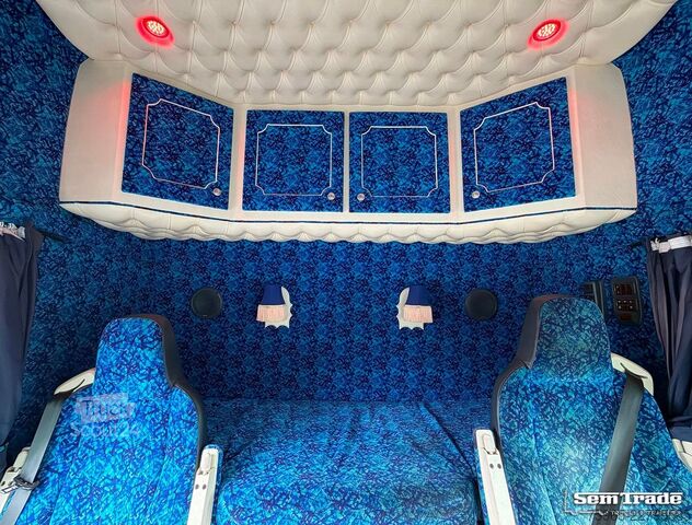 Стандартен влекач SCANIA S520 V8 NGS FULL OPTIONS RETARDER 2x TANKS SPECI