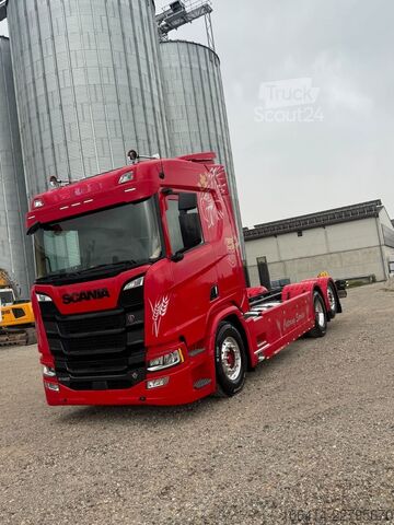Lastebilchassis SCANIA R520 V8