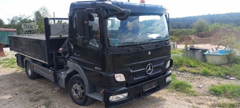 Furgoneta pick-up MERCEDES-BENZ 822 L Kranwagen