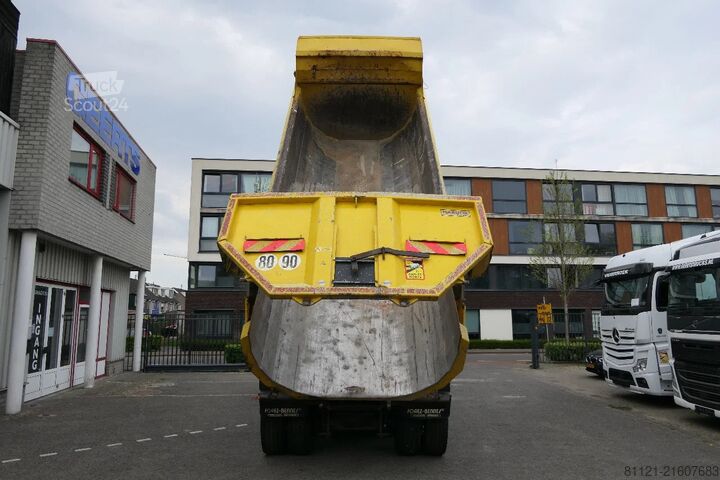 Camion de gunoi Mercedes-Benz Arocs 4151 | 8X6 | Voith Retarder | 263807Km | ...