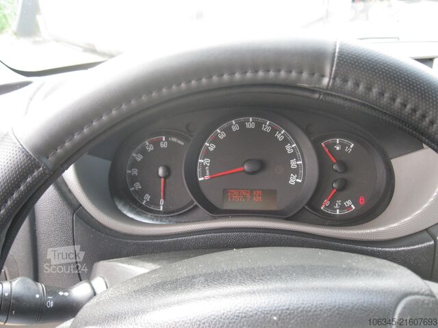 Furgon cu platformă Opel Movano B