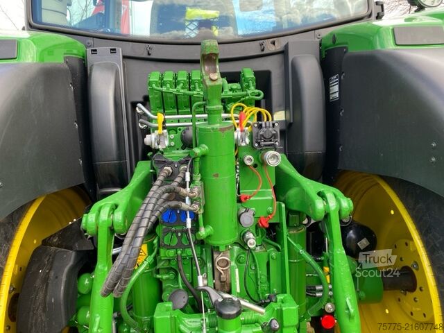 Kmetijski stroj  6R 185