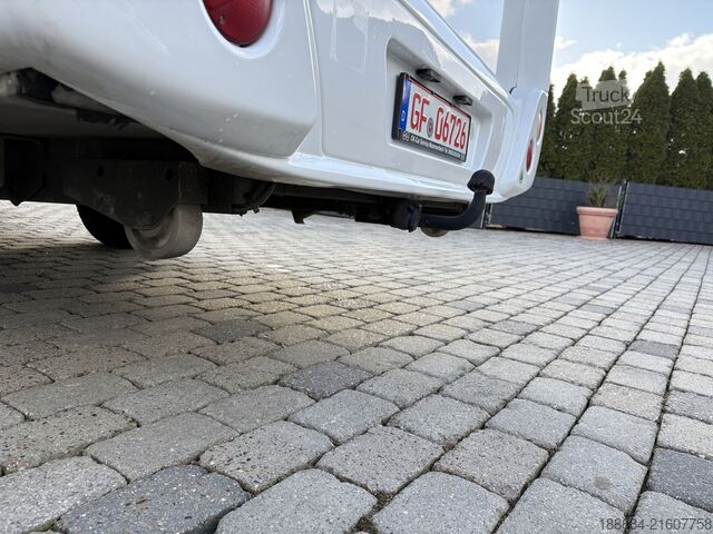 Integrated camper Niesmann+Bischoff Arto 69