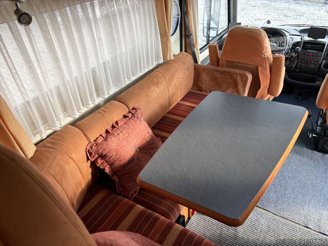 Integrated camper Niesmann+Bischoff Arto 69