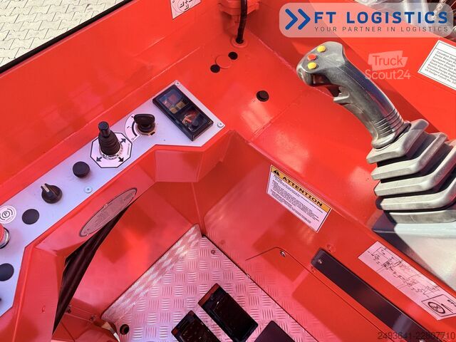 Négyirányú targoncát Combilift C3000GST TRIPLEX 8300 FREE-LIFT NEW TIRE