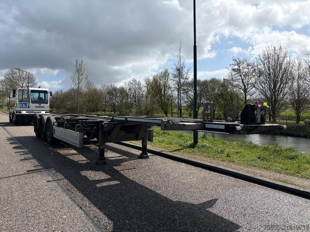 نقل الحاويات Renders 3AFCST08 Multichassis / Extendable / SAF Axles ...