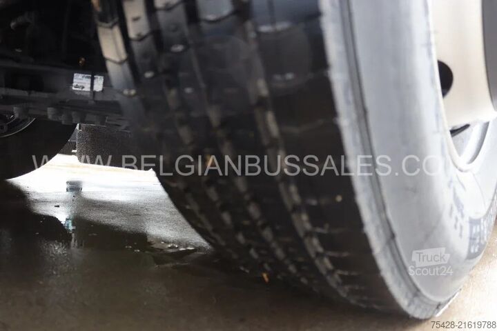 Intercitybus Iveco Crossway 10.8m Pop / Double middle door / Lift ...