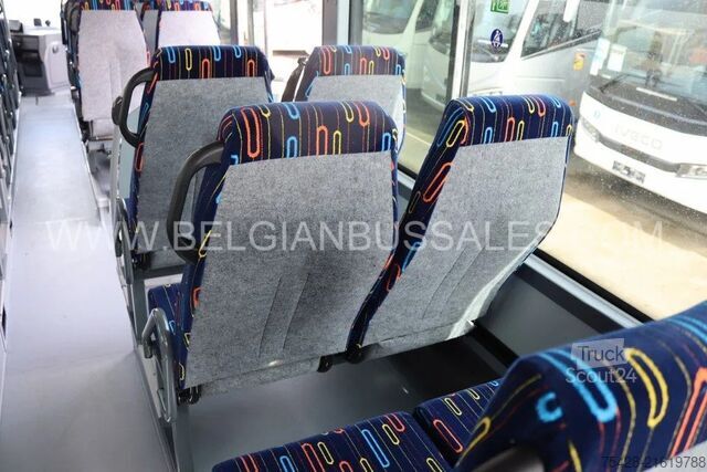 Intercitybus Iveco Crossway 10.8m Pop / Double middle door / Lift ...