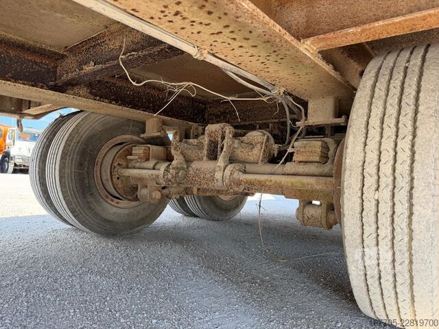 Semirremolque de plataforma baja para el transporte de maquinaria de construcción CTC RP26S