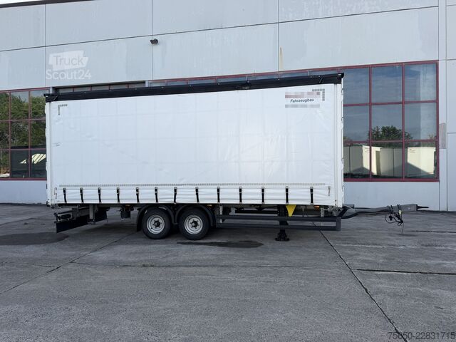Remorcă deschisă cu prelată Möslein TPW 105 D  Tandem- Planenanhänger