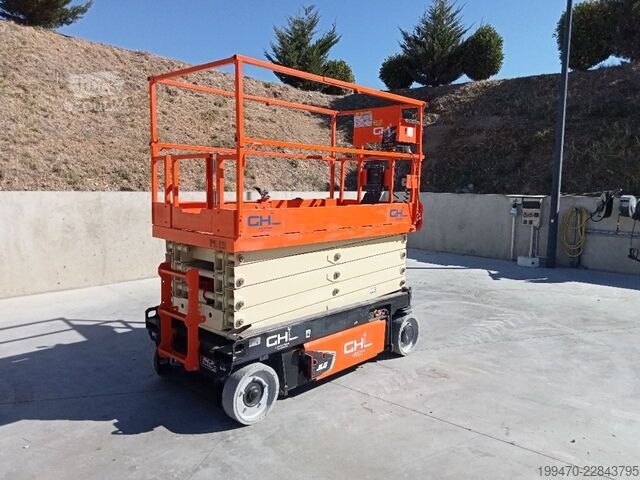 ножичний підйомний стіл JLG ES3246