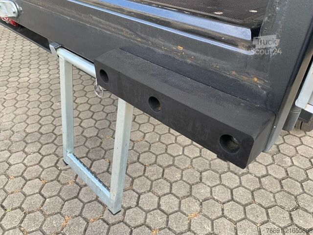 Perdeli panelvan Ford Transit 350 Telonato - Km 10.300