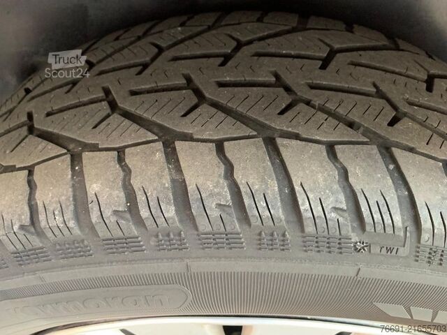 Compact van Citroen Berlingo Van L1 - 3 posti