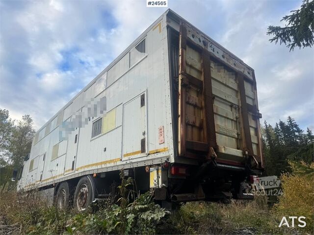 Transport af kvæg Volvo FM12 6x2 Livestock Truck