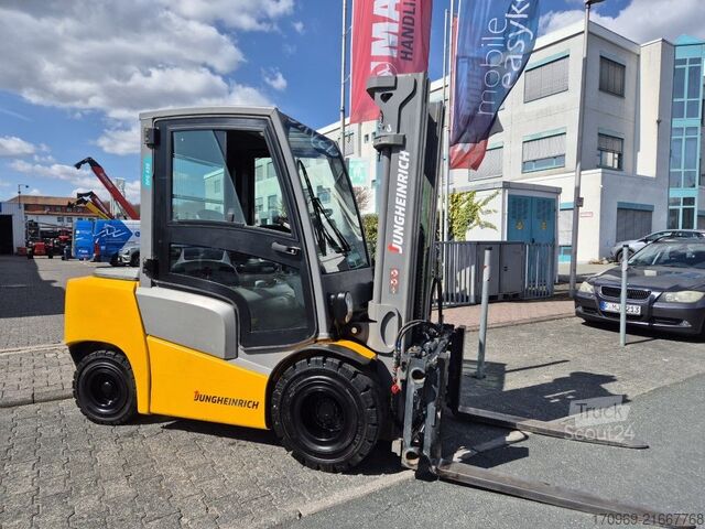 Stivuitor frontal Jungheinrich DFG 430