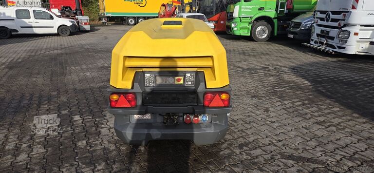 Compressore Atlas Copco XAS 68 KDG Kompressor mit Generator 12 KVA einsatzbereit 7 bar 3000rpm speed