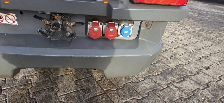 Compressore Atlas Copco XAS 68 KDG Kompressor mit Generator 12 KVA einsatzbereit 7 bar 3000rpm speed