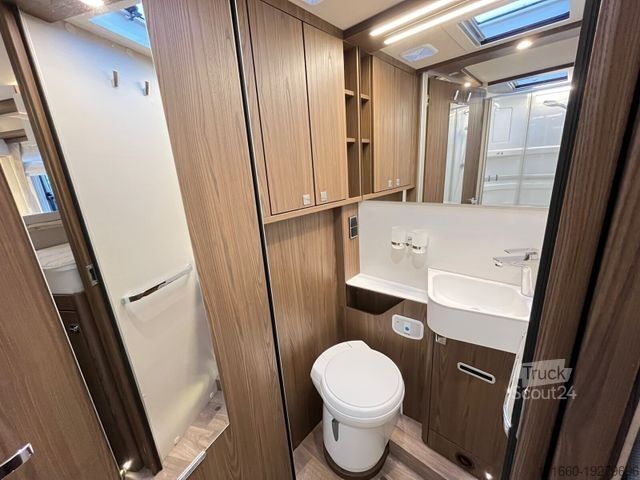 Halvintegreret autocamper HYMER/ERIBA B-Klasse ML T 780 AUTARKIE, ISOLA, KLIMA, SAT/TV