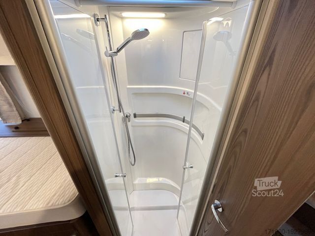 Halvintegreret autocamper HYMER/ERIBA B-Klasse ML T 780 AUTARKIE, ISOLA, KLIMA, SAT/TV