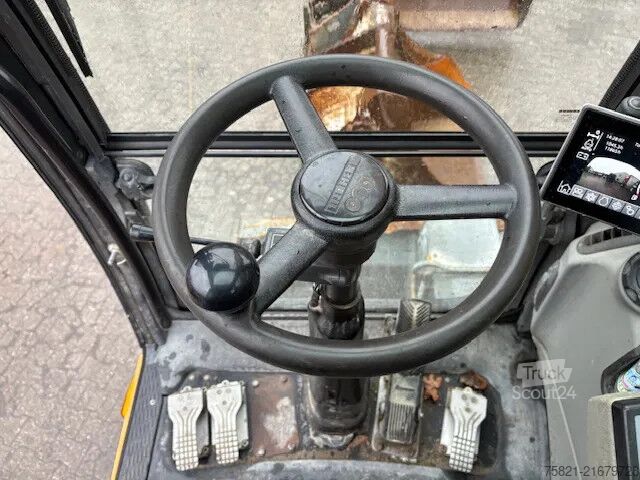 Pelle sur roues Liebherr A918 Compact