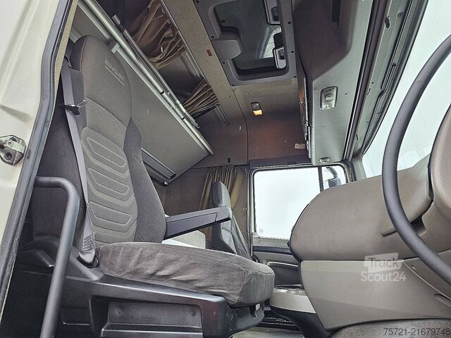 Standard-SZM DAF XF 105.460