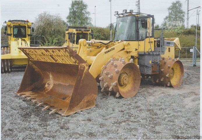 Stiskalnica za odpadke Komatsu WF 450