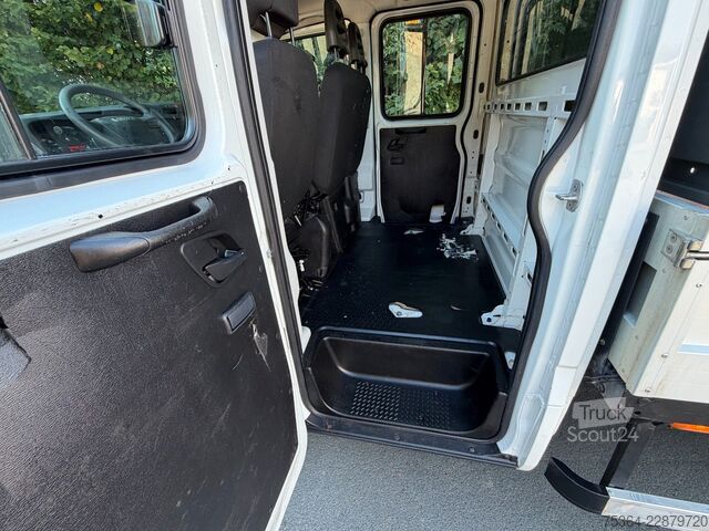 Пикап ван IVECO Daily 35S12 Hpi Doppelkabine Pritsche Ahk Kran