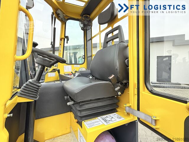 Carretilla retráctil de 4 vías Combilift C4000 GAS DUPLEX 4600 FORK POSITIONER