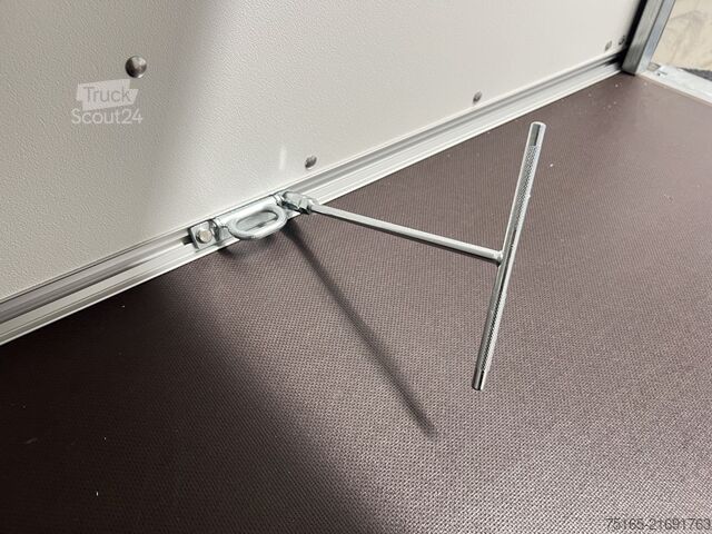 Remorcă carosată Böckmann KT 3015/27 H TKL glatte Wände Kofferanhänger