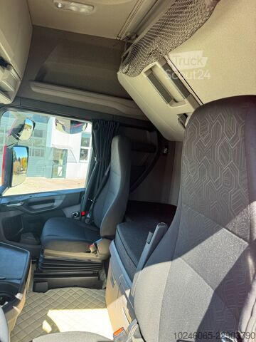 وحدة جرار قياسية SCANIA S 500