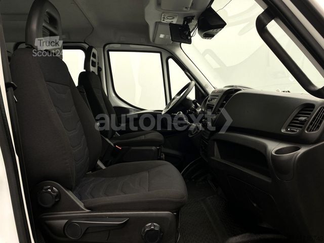 Tentinė furgonė IVECO Daily 70C18H DoKa *Werkstatt* LBW+AHK 3,5t+7-Sit
