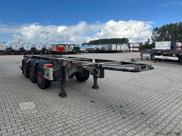 Konteinerių vežimas Van Hool 3-ASSIGE OPLEGGER 20FT ADR chassis / empty weig...
