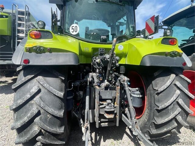 Traktor CLAAS ARION 650
