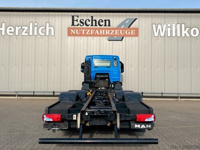 Podwozie ciężarówki MAN TGS 26.420 6x2-4 LL | Nebenantrieb*AHK*1.Hand*AC