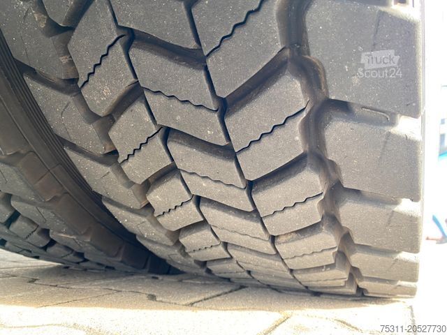 Lastbilchassis MAN TGS 26.420 6x2-4 LL | Nebenantrieb*AHK*1.Hand*AC