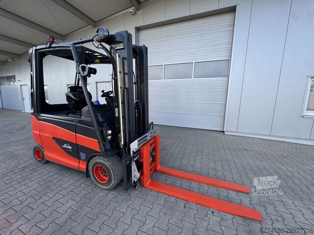 Elektro 4 Rad Linde E30/600HL--EK