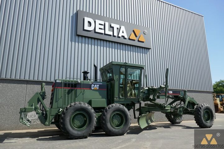 Grader Caterpillar 12H Ex-military