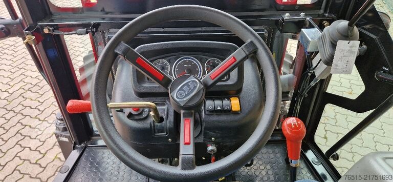 Traktor YTO 70 PS YTO Traktor Schlepper NMF704C FL