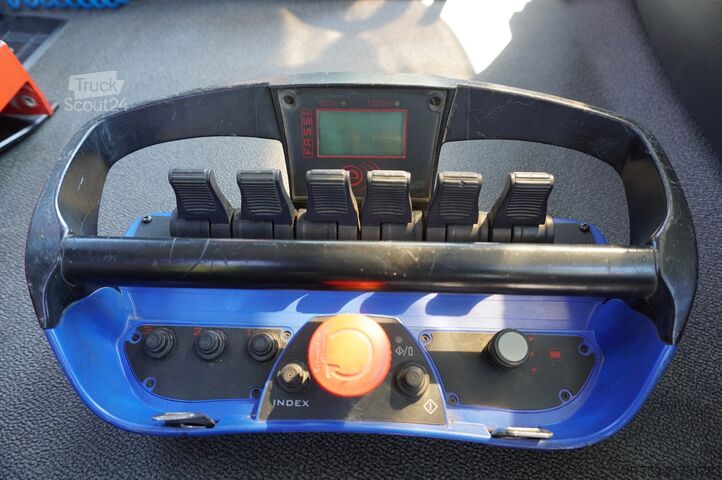 Platforma ar celtni Renault C320 P4x2 E6 / Fassi 5.6 t / Range 8 m /