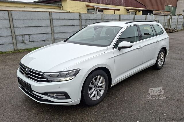 Minibus VW Passat Variant