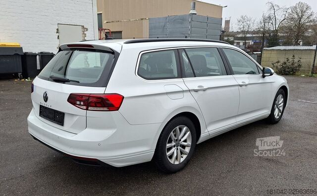 Minibus VW Passat Variant