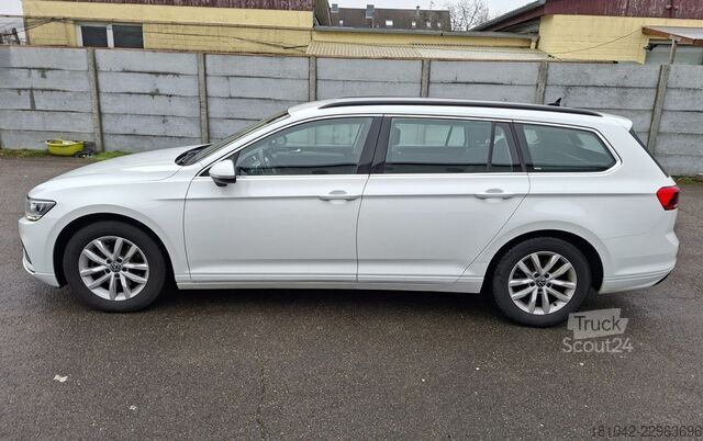 Minibus VW Passat Variant