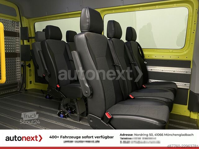 Minibuss VW Crafter 35 Aut. *Rollstuhl-Rampe* 8-Sitze (5615)
