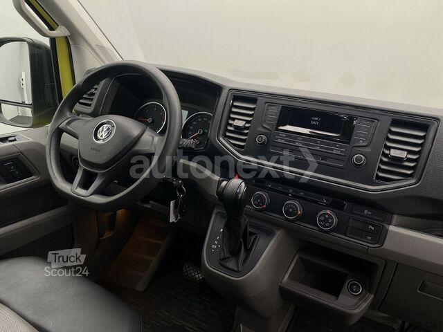 Minibuss VW Crafter 35 Aut. *Rollstuhl-Rampe* 8-Sitze (5615)