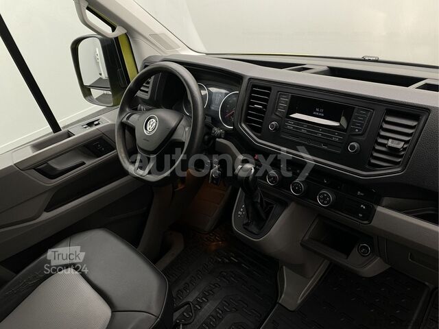 Minibuss VW Crafter 35 Aut. *Rollstuhl-Rampe* 8-Sitze (5615)