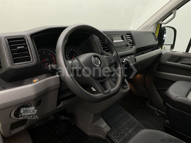 Minibuss VW Crafter 35 Aut. *Rollstuhl-Rampe* 8-Sitze (5615)