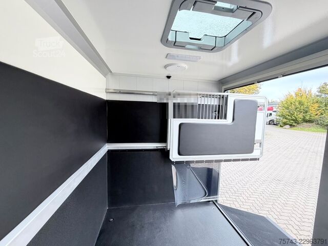 Boskapstransportör RENAULT Master STX 5 Sitzer Haras ex. Lang Automatik
