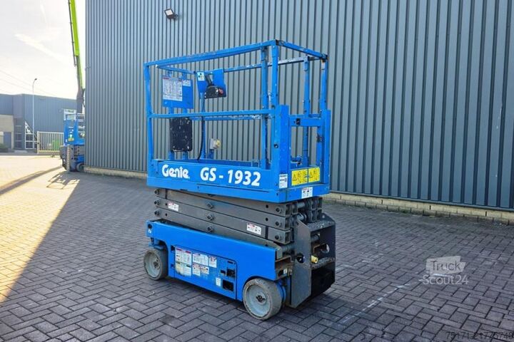 Saksinostin Genie GS1932 Electric, Working Height 7.8 m, 227kg Capac