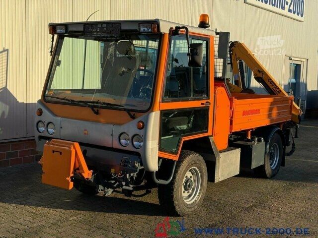 Trijų pusių savivartis furgonas Multicar Boki 4x4 Kran 5+6 Steuerkreis + Kommunalplatte