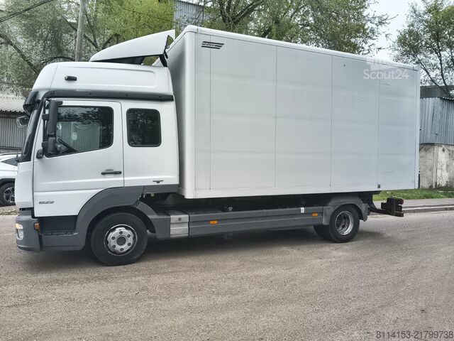 Kutu kamyonu Mersedes Atego 823 Koffer
